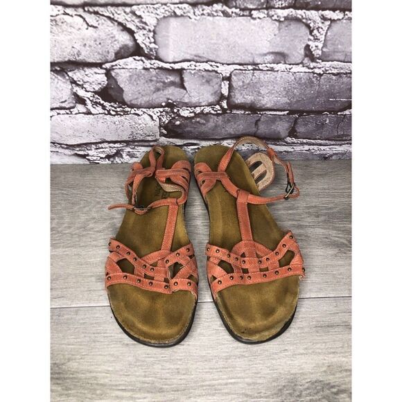 Naot Coral Pink Leather Stud Ankle Strap Casual Sandals Women’s Sz 38EU/7.5M US - Picture 13 of 14